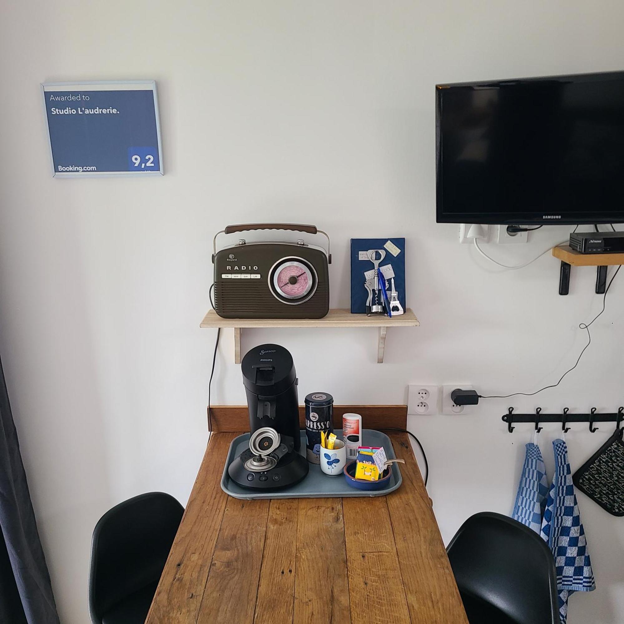Studio L'Audrerie. Saint-Pardoux-Corbier Dış mekan fotoğraf